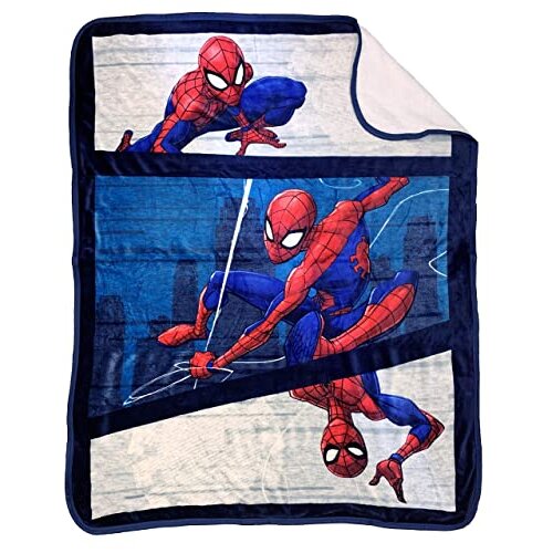 Marvel Spiderman city Swinger Sherpa Throw Blanket - Measures 50 x 60 inches, Kids Bedding - Fade Resistant Super Soft - (Official Marvel Product)